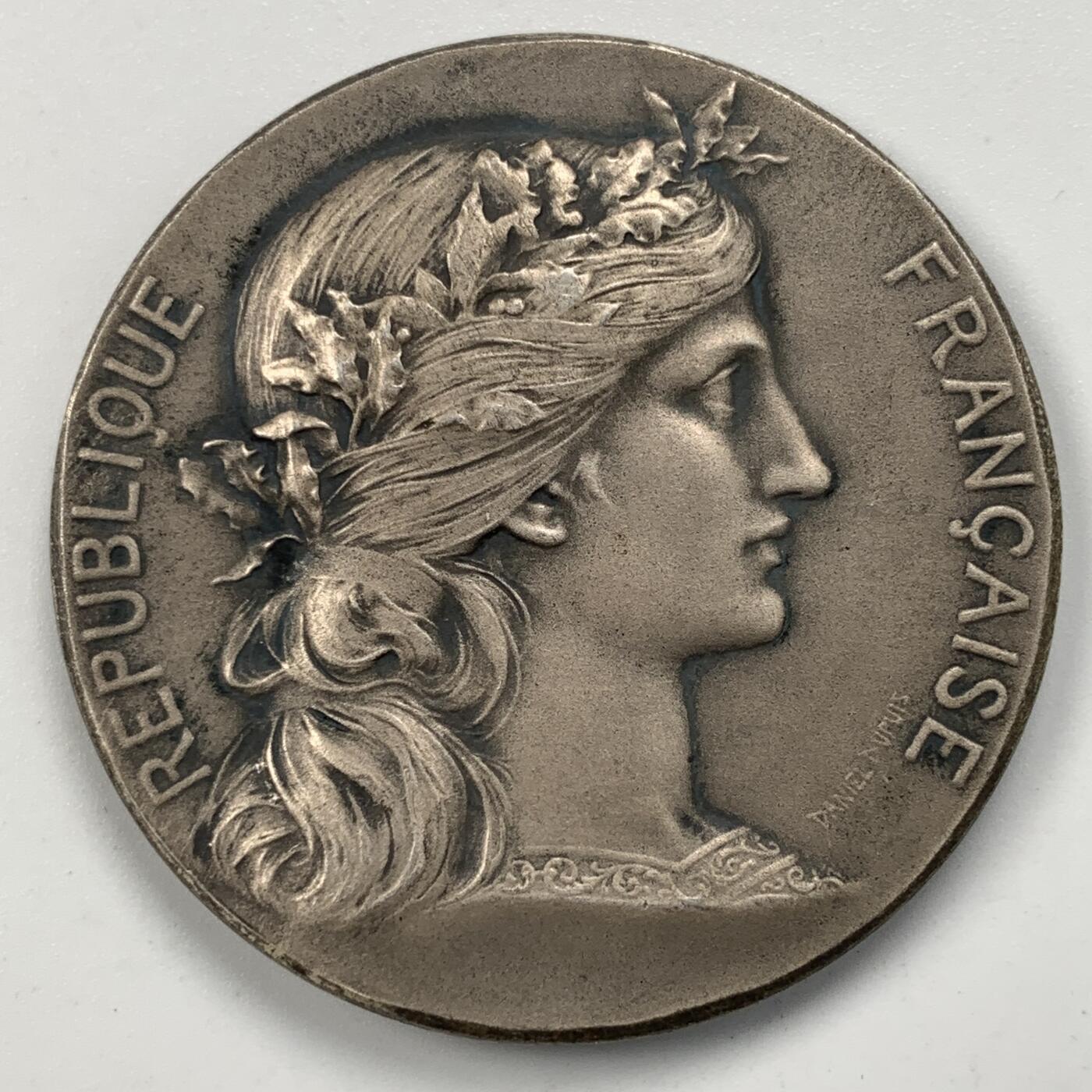 掌中浮雕-藏着的欧洲第050场  法国塞纳河畔法律援助办公室银章，41.3mm，37.27g