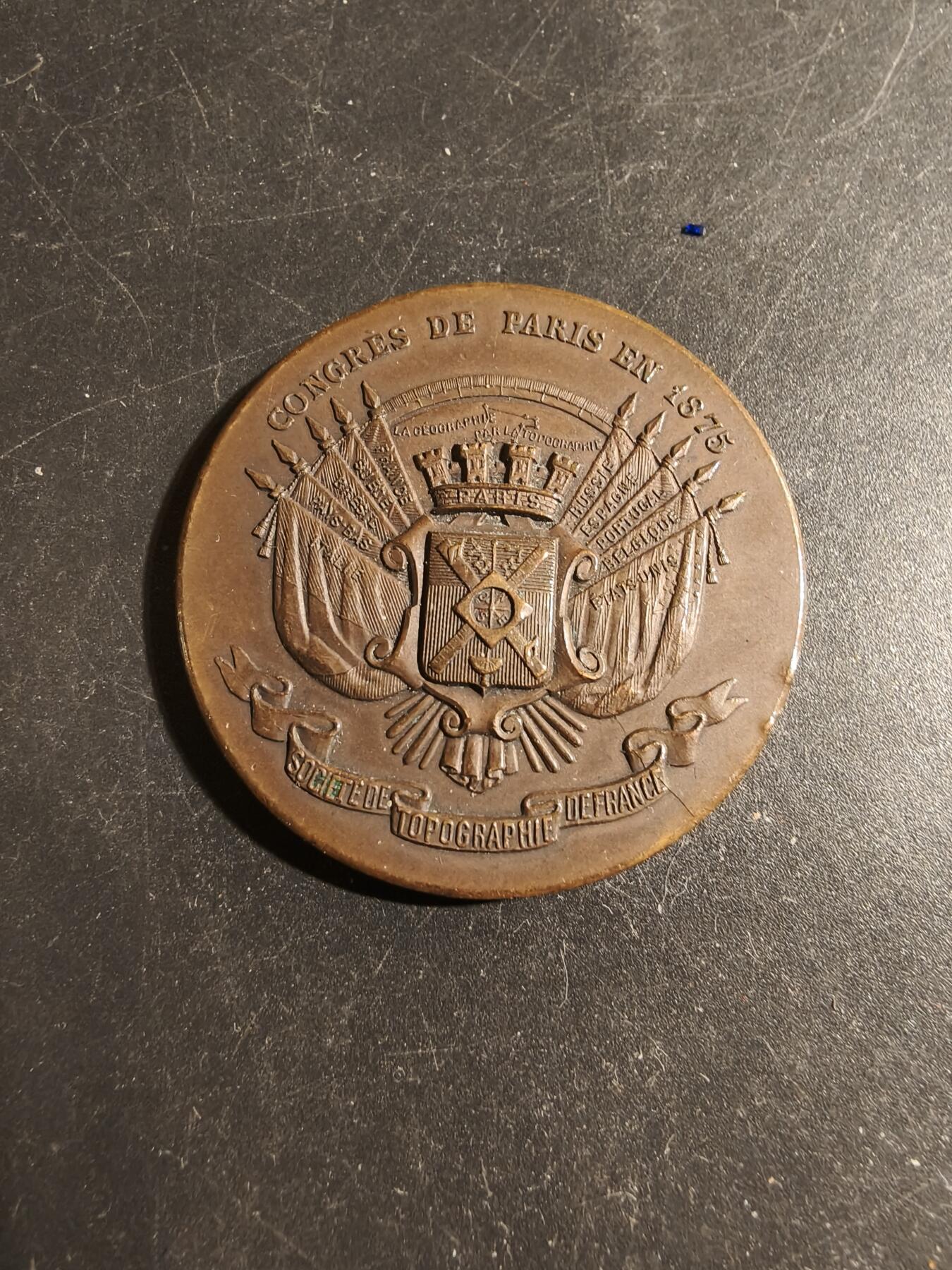 老王徽章第178期 法国巴黎地质学会大铜章    直径41mm    重量40g