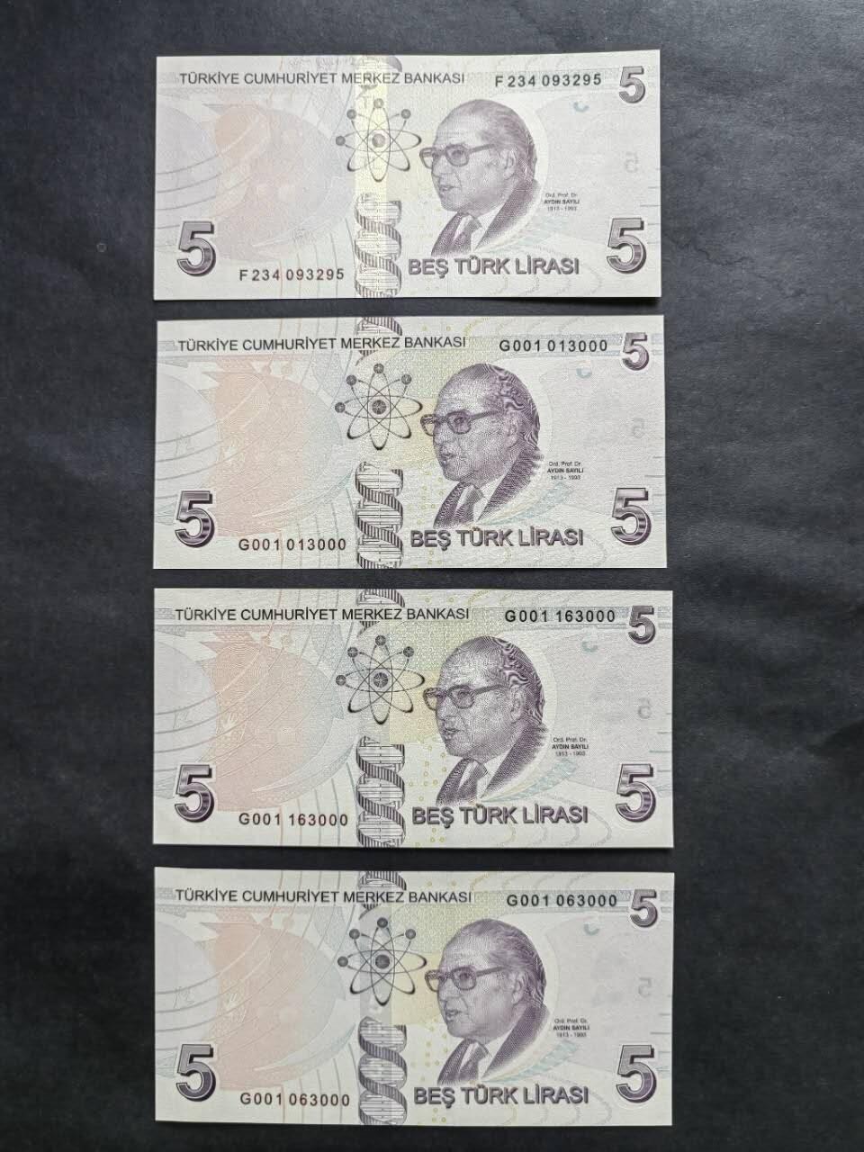 外国纸币专场260124场 土耳其🇹🇷5里拉4枚，靓号码无4.7含三枚豹子号，有二款签名。全新品相UNC
