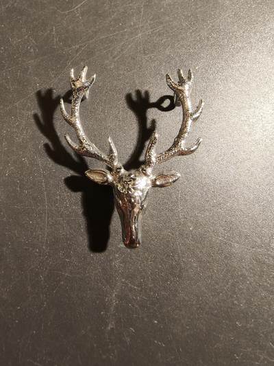 老王徽章第178期 - 苏格兰鹿头胸针