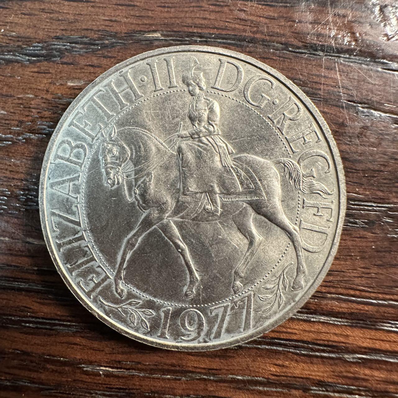 蒂克钱币- 第56场 外国散币免佣金限时拍 1977年英国伊丽莎白二世女王银禧纪念克朗（Crown）硬币