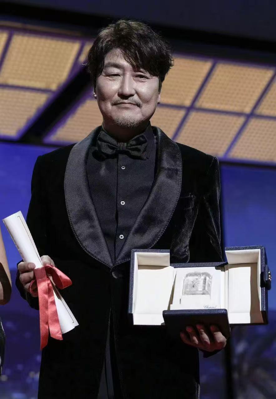 零元拍：来喽！宋老师来喽！戛纳影帝，奥斯卡金像奖最佳影片男一号，韩国电影神话缔造者宋康昊亲签卡重磅出击！