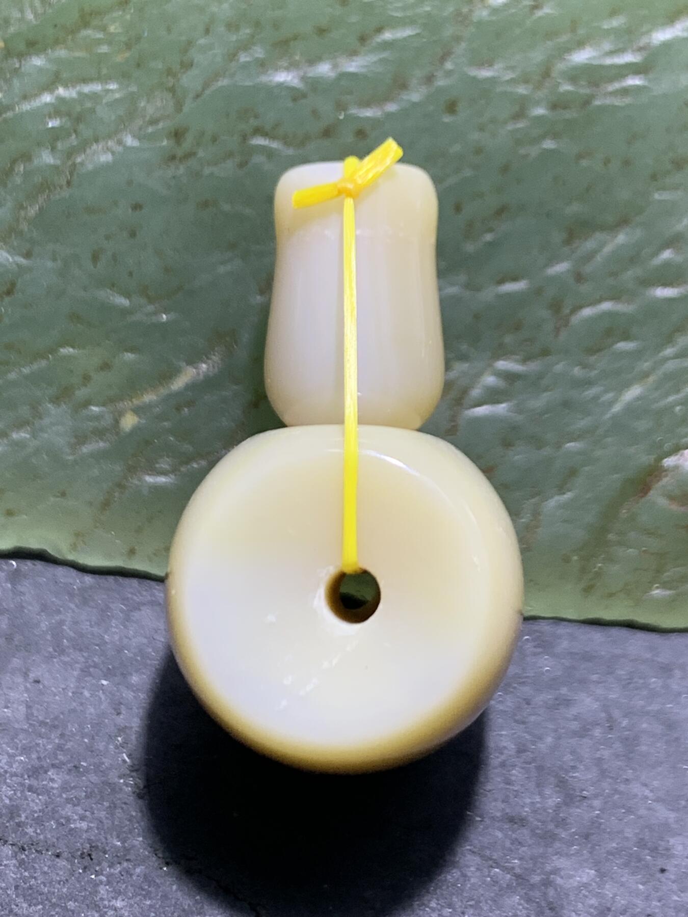 通货高玉化缠丝玛瑙佛头三通一套