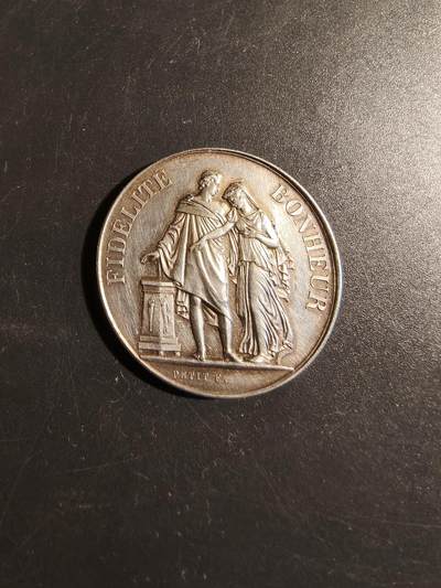 老王徽章第178期 - 法国银婚章    950银     直径33mm     重量16g