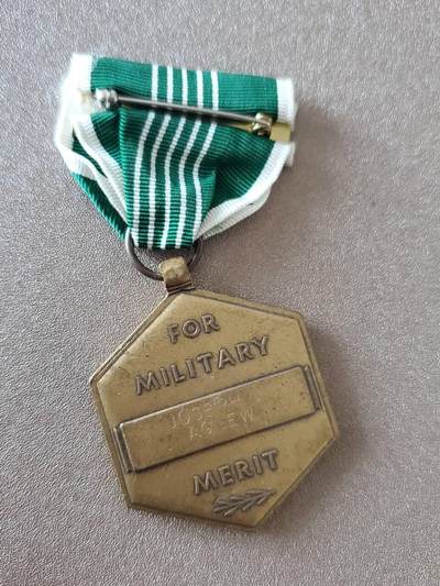 嘉宝良覃世界勋赏第23期拍卖 美国实发陆军功绩奖章