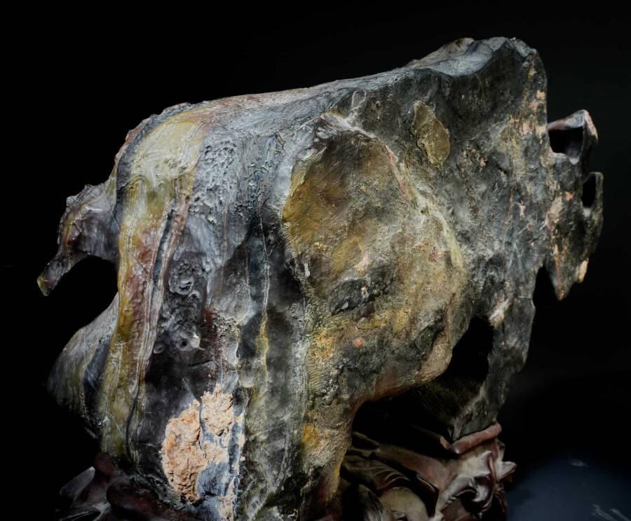 上海都达杂项专场五（全场包邮） 犀牛望月 灵璧赏石特大摆件