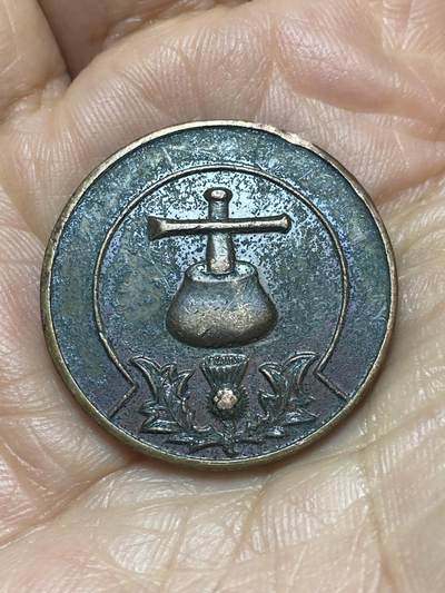 2026年第十二场(总第一百八十一场）外国好品散币场(免佣金) - 稀见品–苏格兰🏴󠁧󠁢󠁳󠁣󠁴󠁿纪念章，直径29毫米，厚2.5毫米，重11.71克(苏格兰共济会成员纪念章，马克石匠等级仪式道具，又称马克便士)