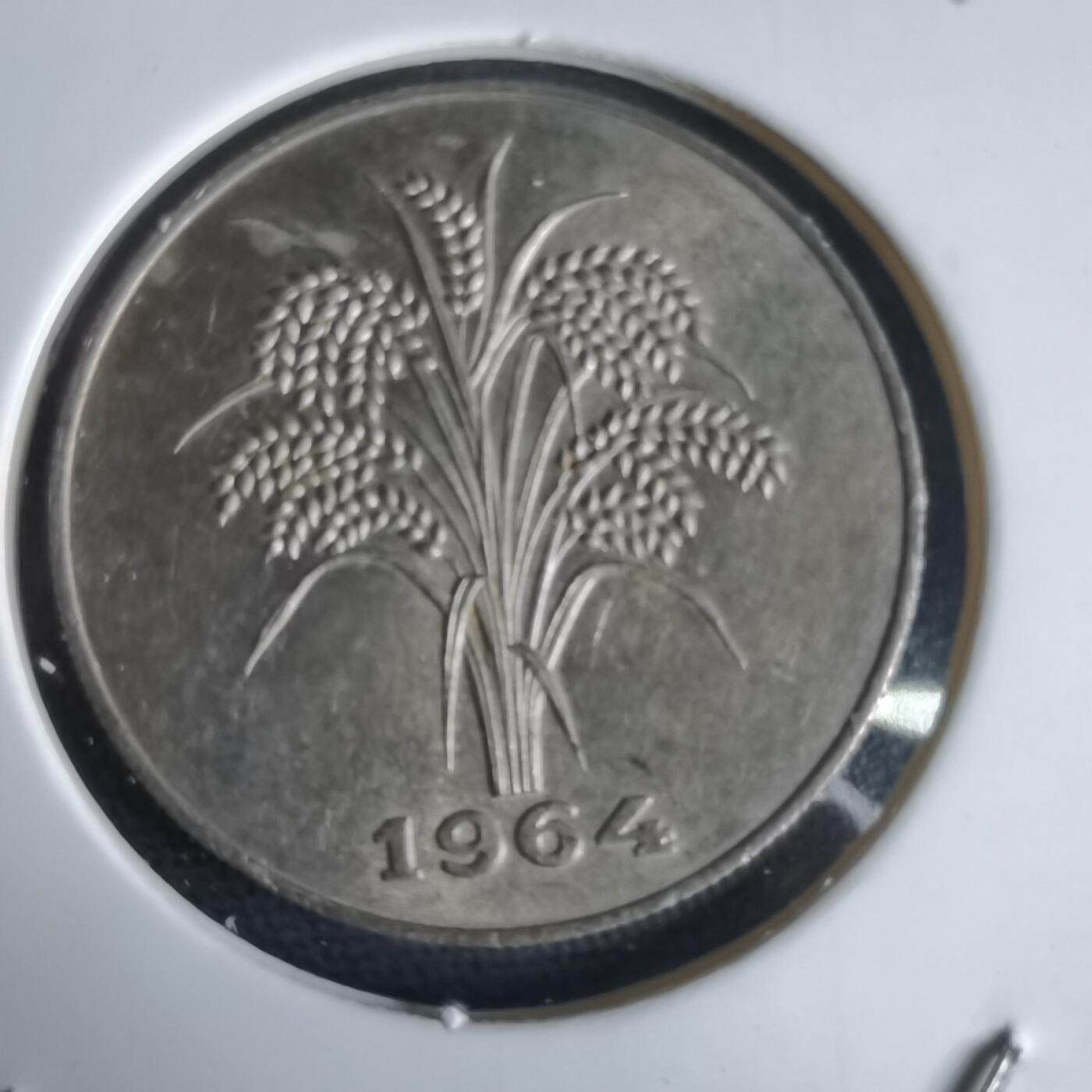 沼泽如烟--第969场 越南1964年1盾