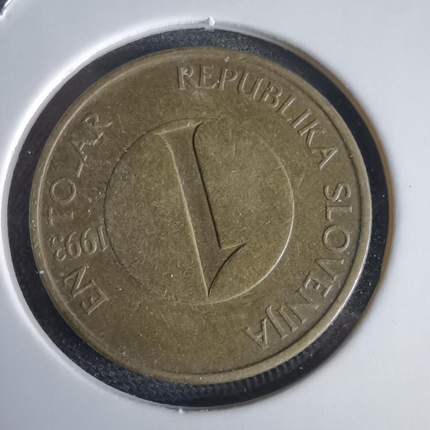 沼泽如烟--第969场 斯洛文尼亚1993年1托拉尔