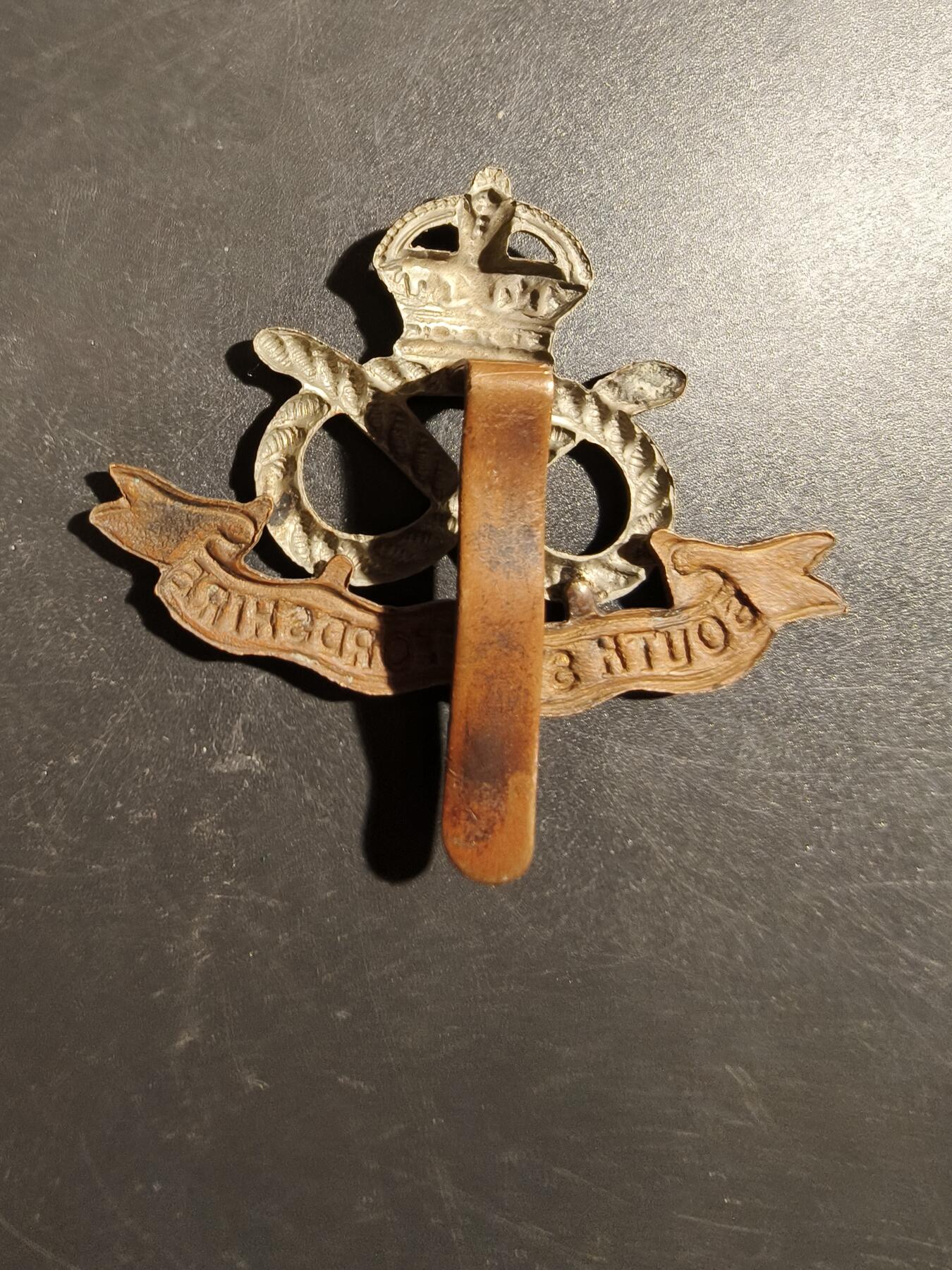 老王徽章第178期 英国南斯塔福德步兵团帽徽    一战时期