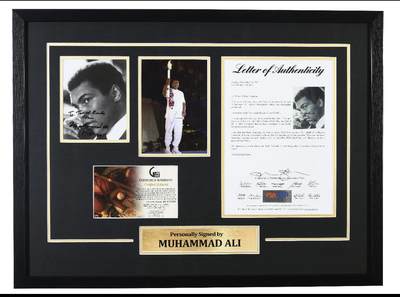拳王阿里亲签照：单张双认证（PSA/DNA）+ 单张签名照珍藏套装 - 拳王阿里亲签照：单张双认证（PSA/DNA）+ 单张签名照珍藏套装