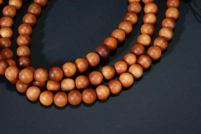 上海都达杂项专场七十三【全场包邮】 印度老山檀香0.8多圈圆珠手串 附鉴定证书86-294