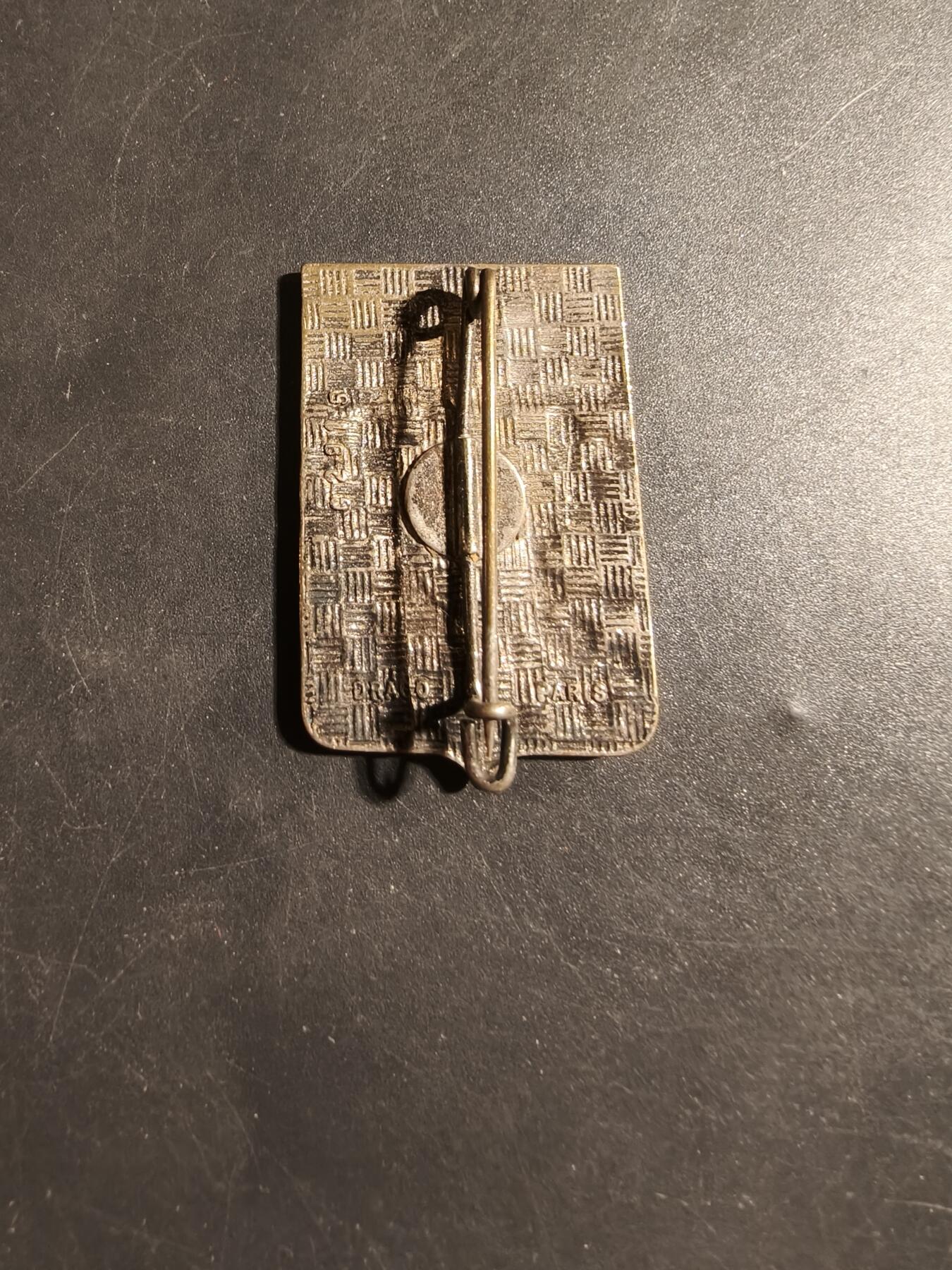 老王徽章第178期 法国陆军总物资储备局证章