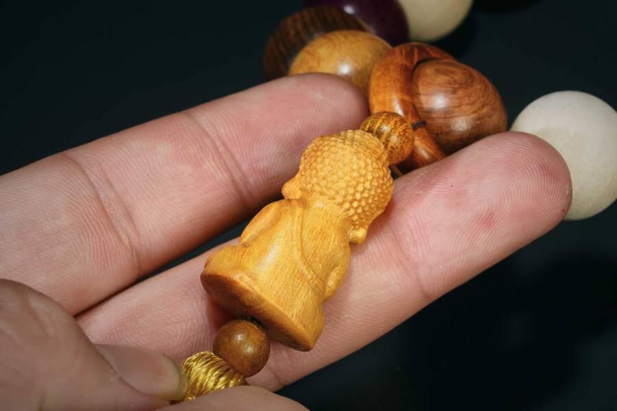 上海都达杂项专场四（全场包邮） 天然多宝珠2.0宝宝佛流苏车挂86-292