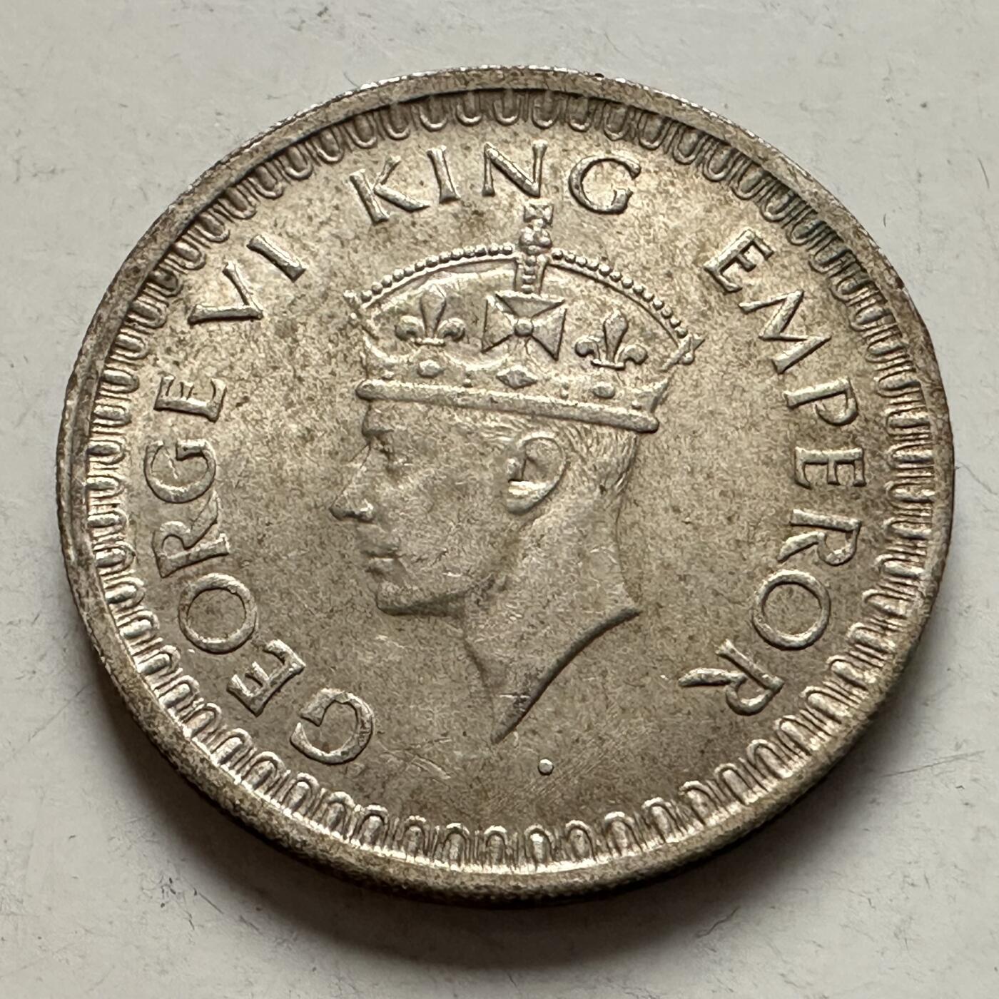 🌹外币初藏🌹🐯2026年第10场  每周二四六晚8️⃣点 接代拍 英属印度1943年1/2卢比半卢比银币 5.84克50%银