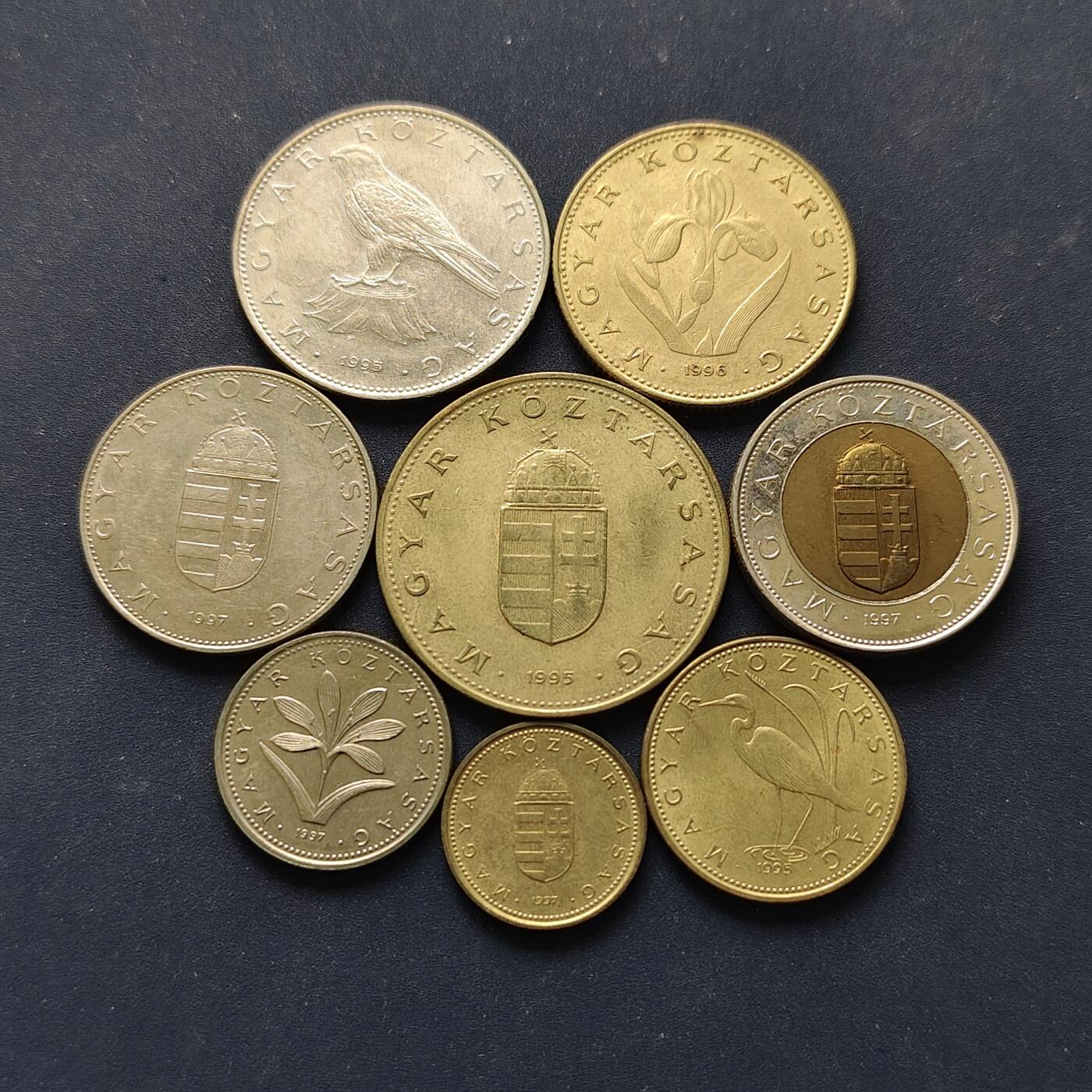 【全场包邮】纯粹捡漏拍496场-持续更新中 匈牙利1995-1997年8枚套币-含100福林双色币