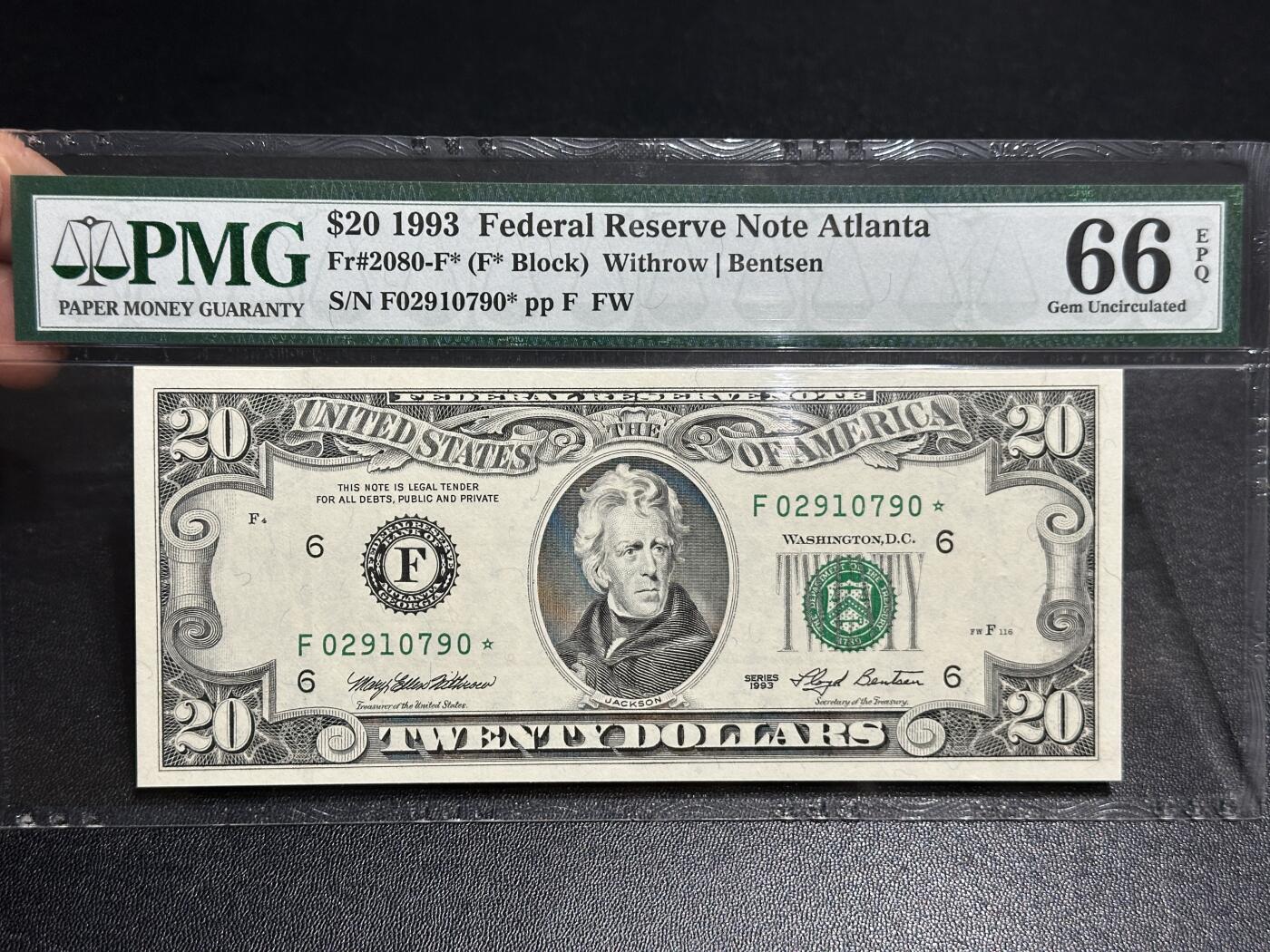 《外钞收藏家》第六百零四期（精品场）（本平台长期征集拍品、欢迎藏友们联系合作） 1993年美国小头版20美元 补号 PMG66 号码无4