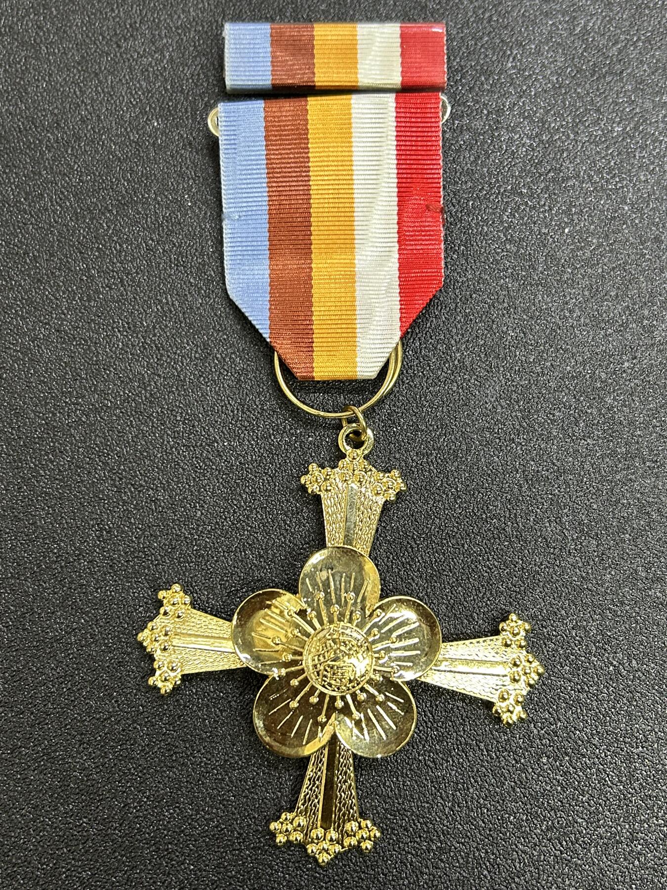 西秦中古拍卖第七十三期 民国大同勋章 带勋略 退台后版本