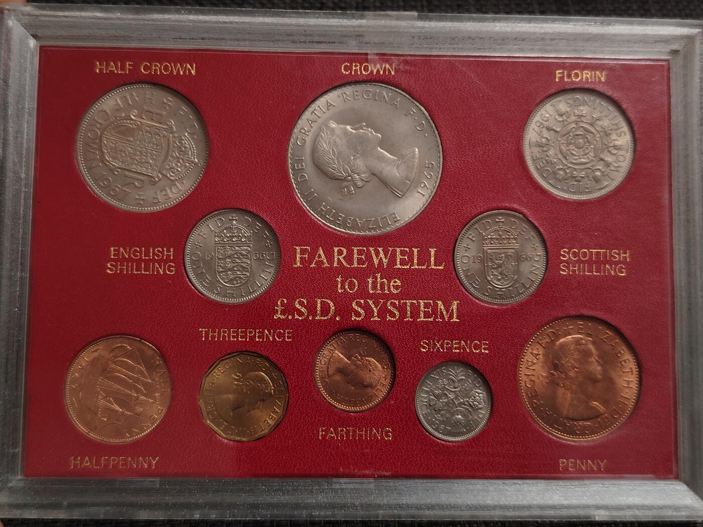 布加迪🐬～世界钱币(上海)🌾第 271 期 /  各国套币和散币 英国🇬🇧 1965～1967年 老版10枚盒装套币