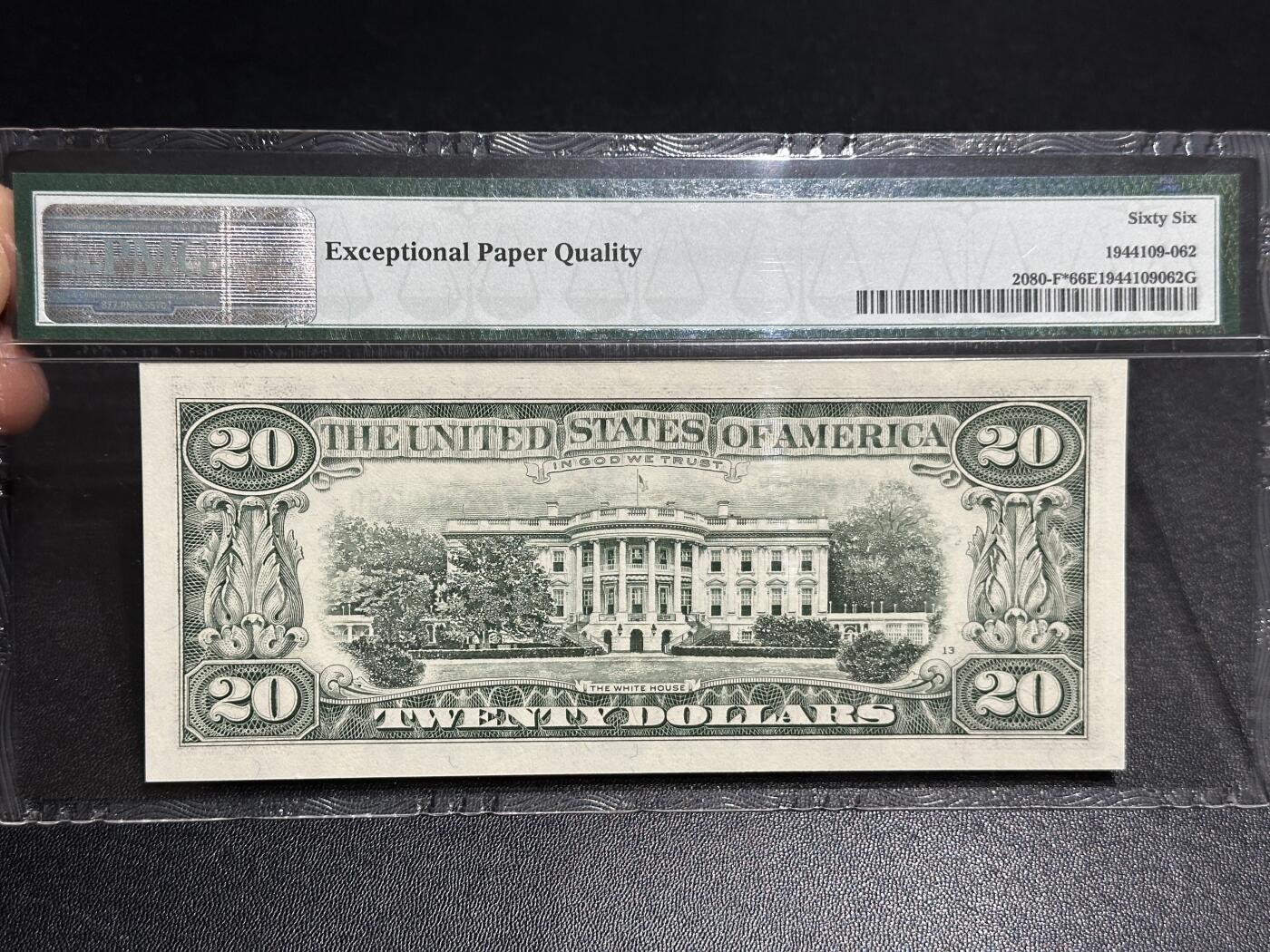 《外钞收藏家》第六百零四期（精品场）（本平台长期征集拍品、欢迎藏友们联系合作） 1993年美国小头版20美元 补号 PMG66 号码无4