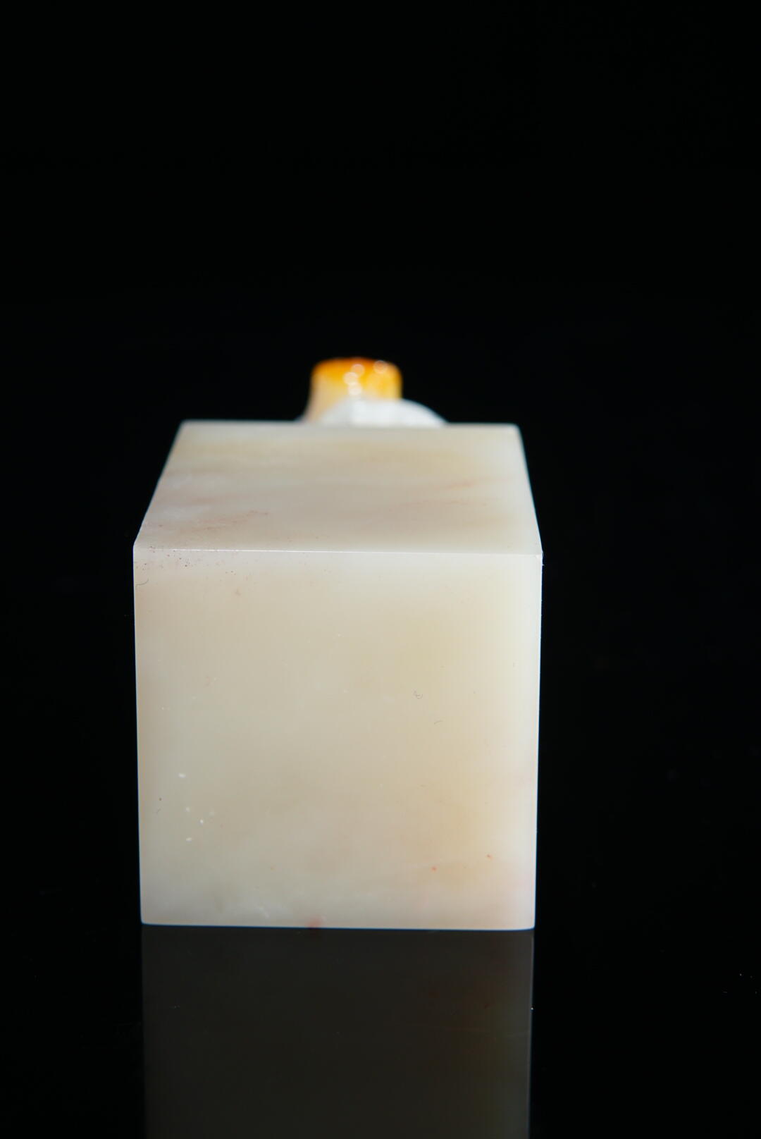 方寸藏珍·寿山田黄印章专场（一） 寿山芙蓉石《獬豸》钮章