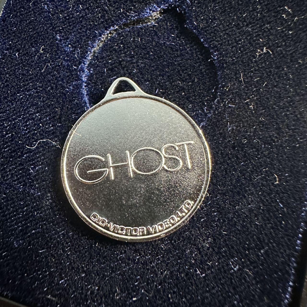 蒂克钱币-第55场 日本章 企业章拍卖 电影《人鬼情未了》（Ghost）在日本上映发行纯银纪念章 20mm 4.58g