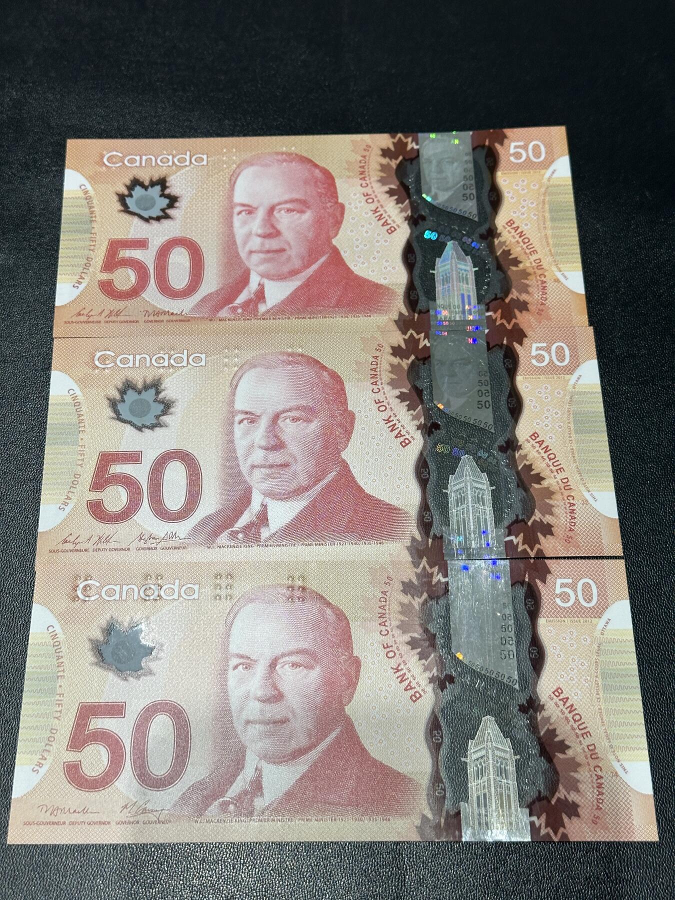 《外钞收藏家》第六百零四期（精品场）（本平台长期征集拍品、欢迎藏友们联系合作） 加拿大50加元 三张一起 三个签名 全新UNC 其中两张无47靓号