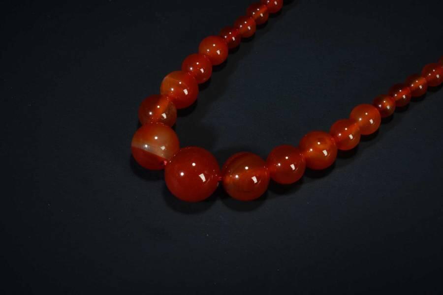 上海都达杂项专场五（全场包邮） 天然红玛瑙项链 附鉴定证书87-289