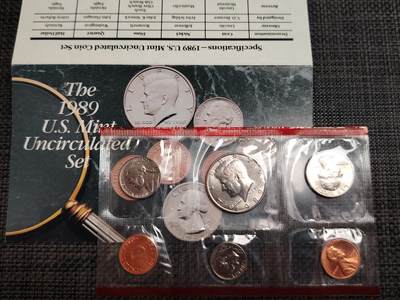 布加迪🐬～世界钱币(上海)🌾第 270 期 /  各国套币和散币 - 美国🇺🇸 1989年 5枚红边套币+1个章 