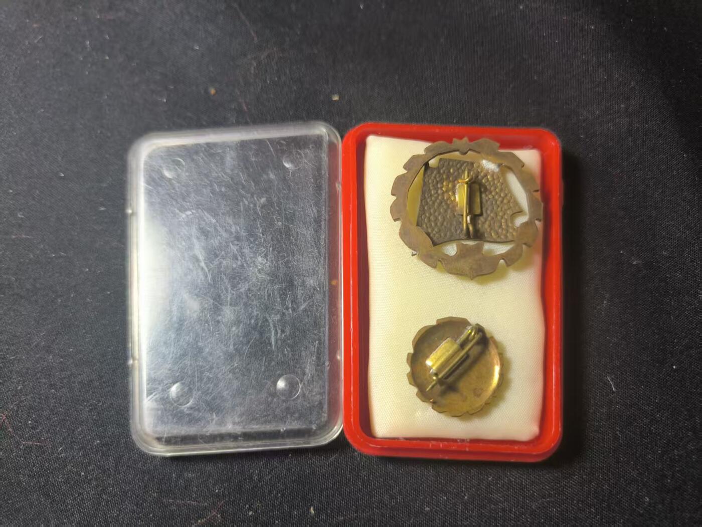 罗岚⭐爱藏⭐甄选专拍第四场-分享拍场赚佣（实体经营） 匈牙利人民共和国铜级建设旅奖章带盒mini 早期热珐琅