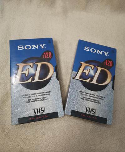 流金岁月•腊八八宝集锦集粹 - 八十年代索尼录像带（独立包装两支，未开封）