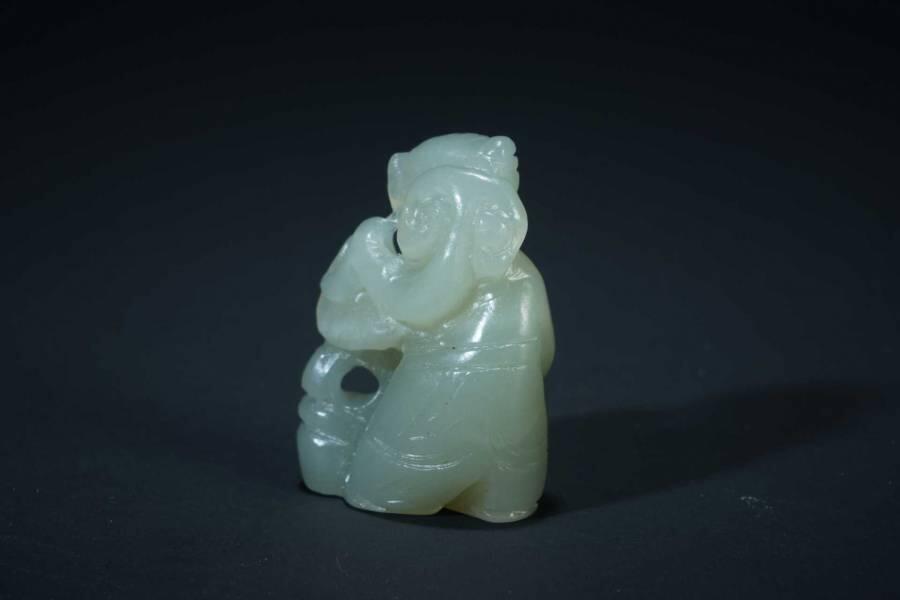 上海都达杂项专场五（全场包邮） 和田玉雕小童子摆件87-159