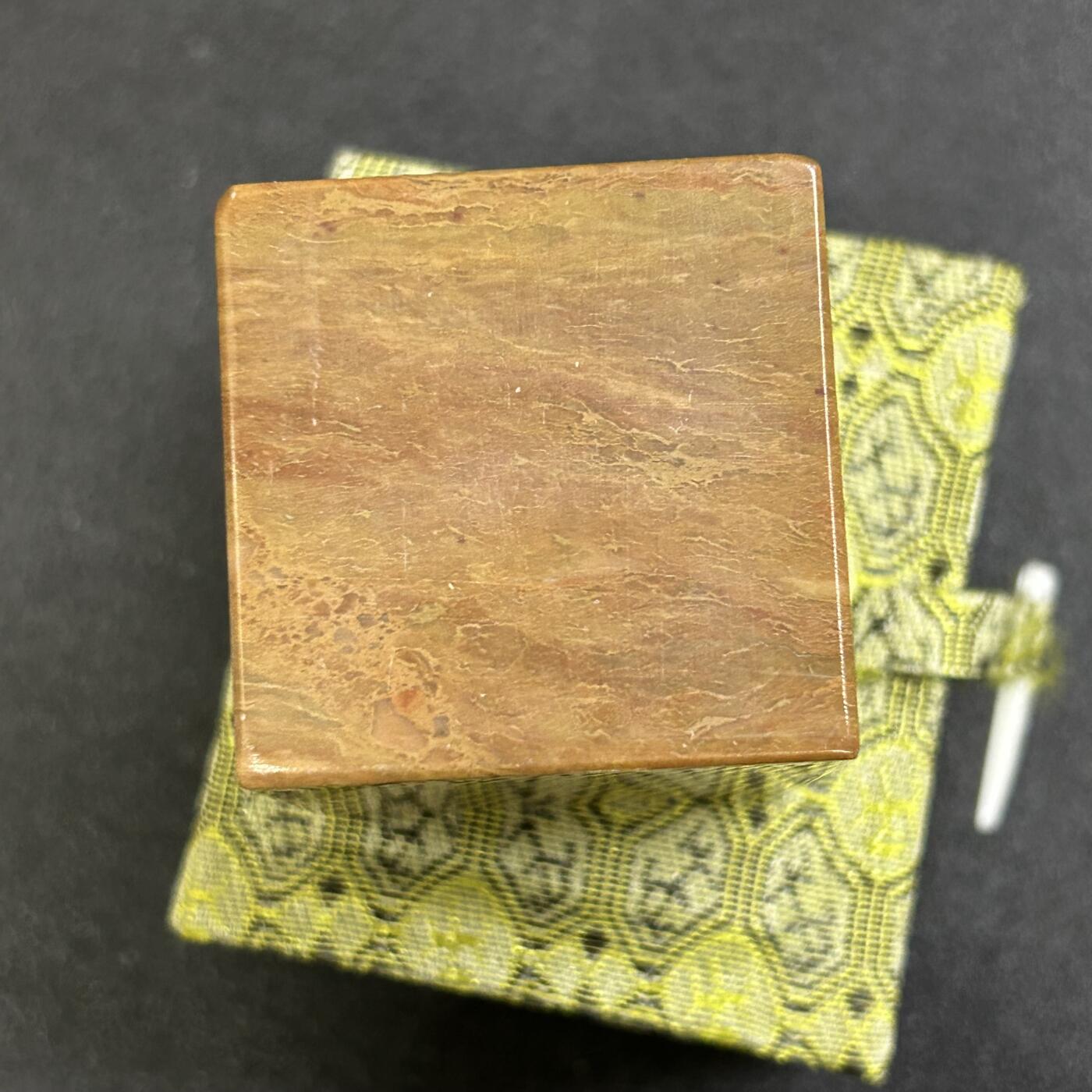 西秦中古拍卖第七十三期 民国总统之章石印 带盒 旅游纪念品