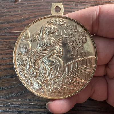 蒂克钱币-第55场 日本章 企业章拍卖 - 1964年东京奥运会柔道项目的纪念章 柔道首次入奥运项目