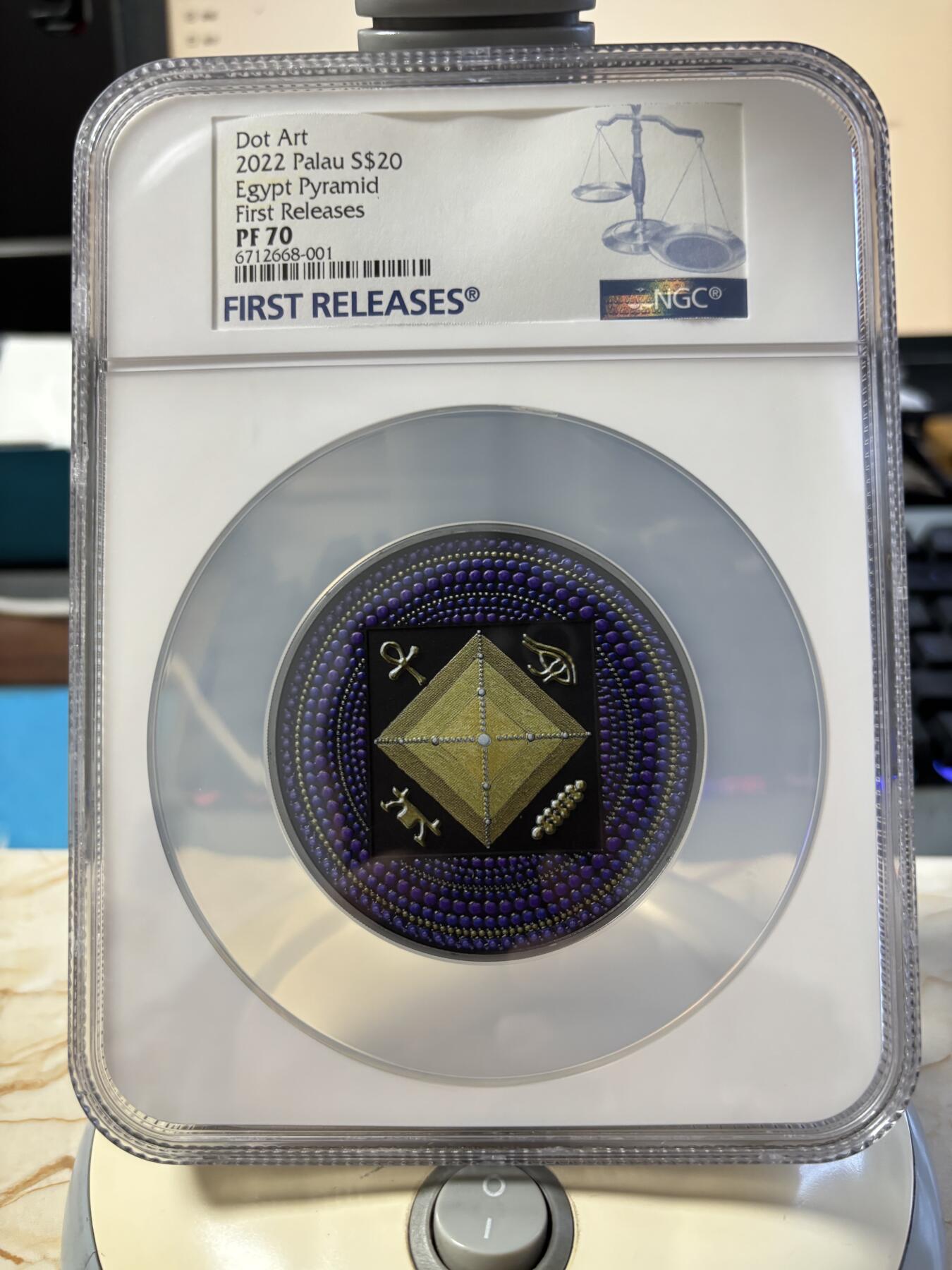 第189期拍卖 帕劳2022年点画埃及金字塔3盎司彩银币NGC-PF70首无盒无证书，999银，发行333枚