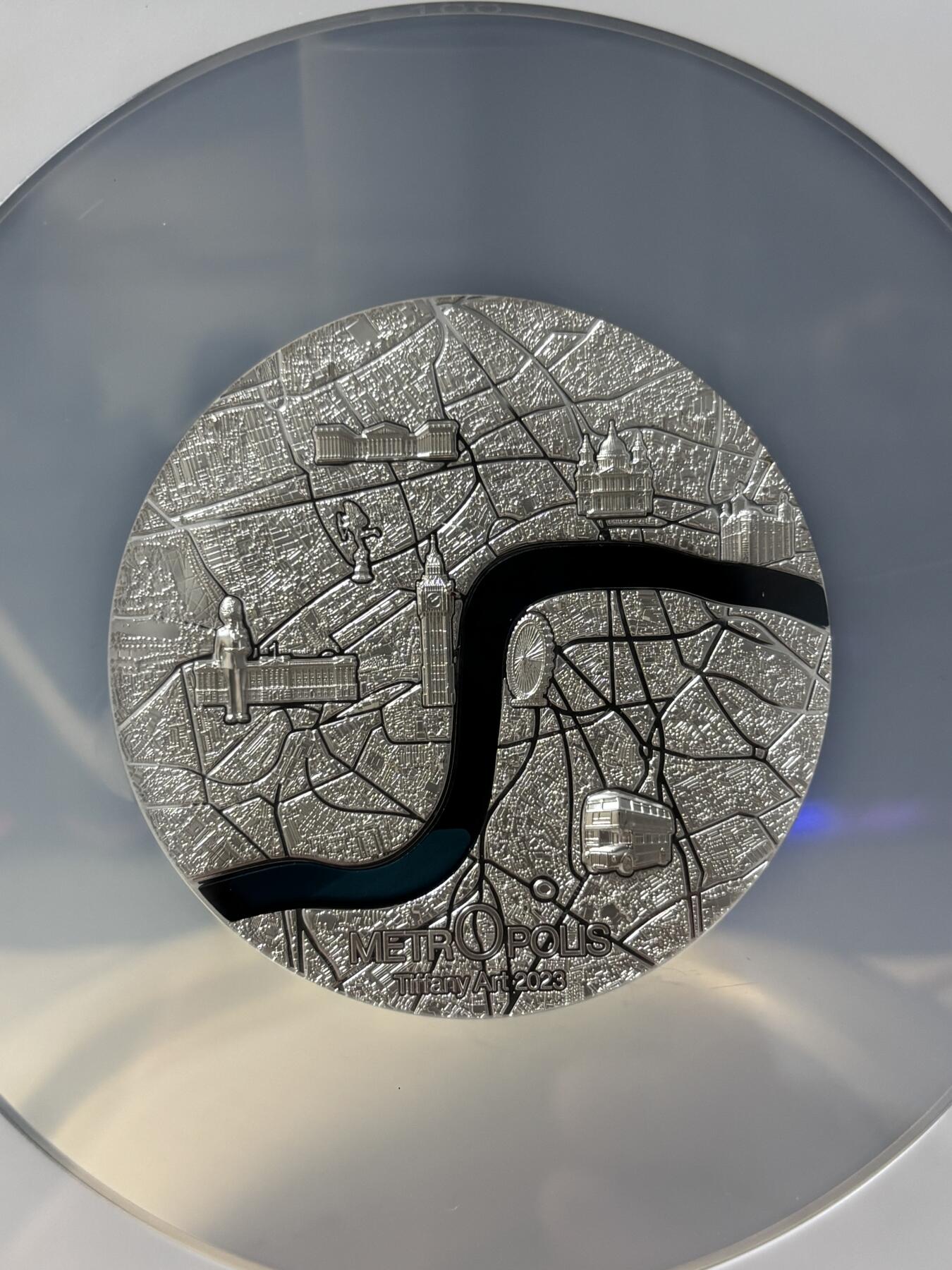 第189期拍卖 帕劳2023年城市蒂凡尼伦敦镶玻璃纪念银币NGC-PF70无盒无证书，999银，3盎司，发行999枚