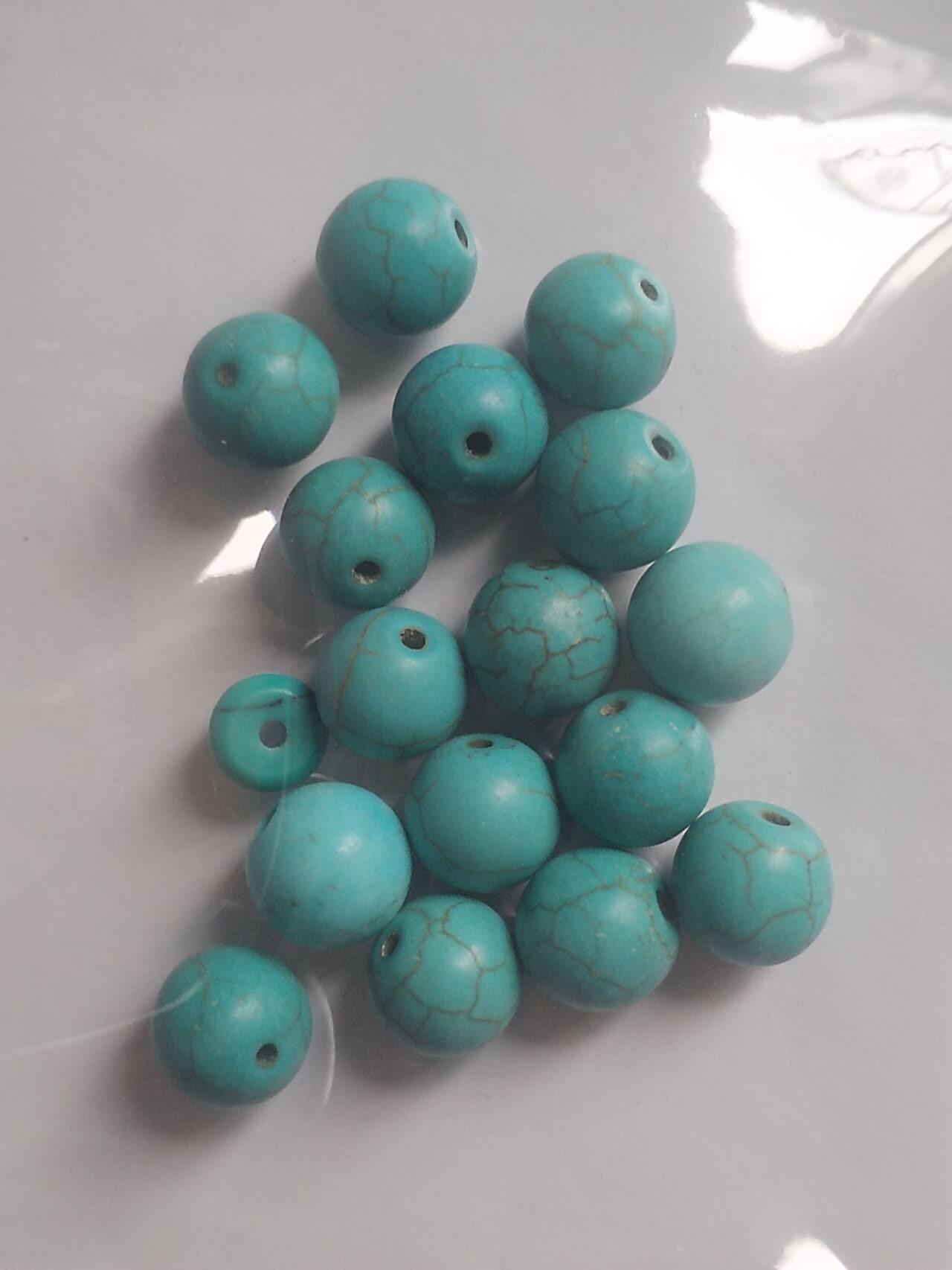 玉石 手镯 手串 手链 绿松石16粒。已打孔。