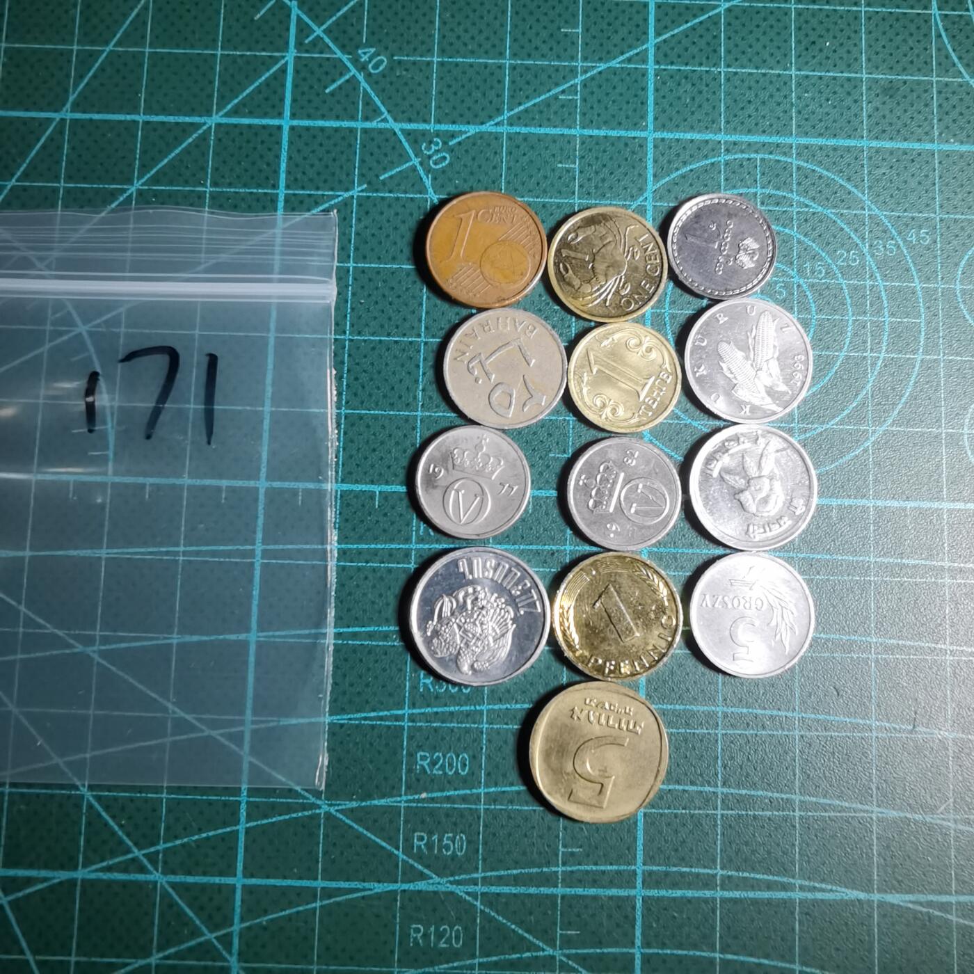 沼泽如烟--第970场 散币13枚