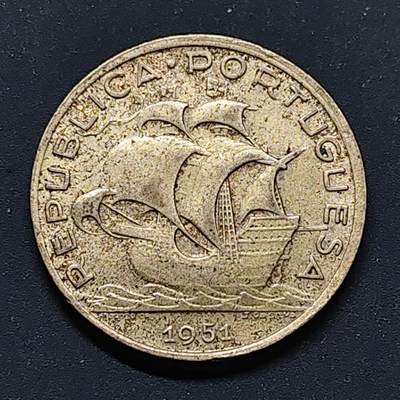 【全场包邮】纯粹捡漏拍496场-持续更新中 - 葡萄牙1951年5埃斯库多帆船银币【25毫米7克65%】