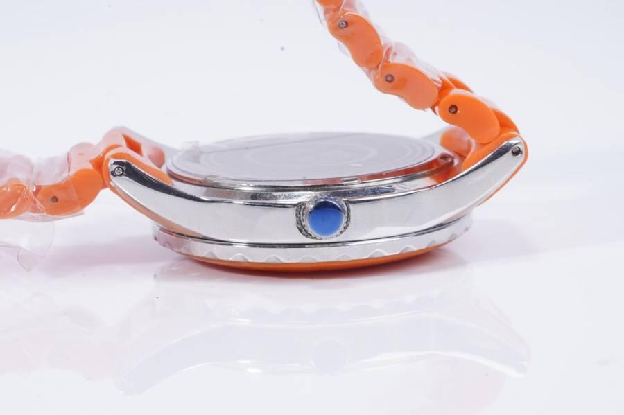 上海都达杂项专场五（全场包邮） STORM牌 橙色石英手表（正常能走）