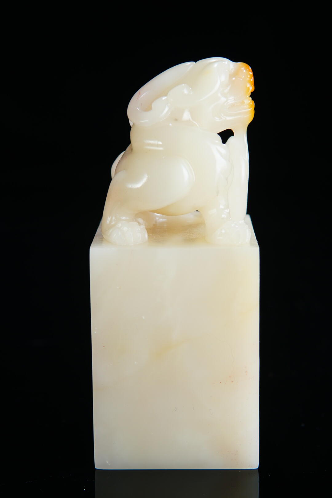 方寸藏珍·寿山田黄印章专场（一） 寿山芙蓉石《獬豸》钮章