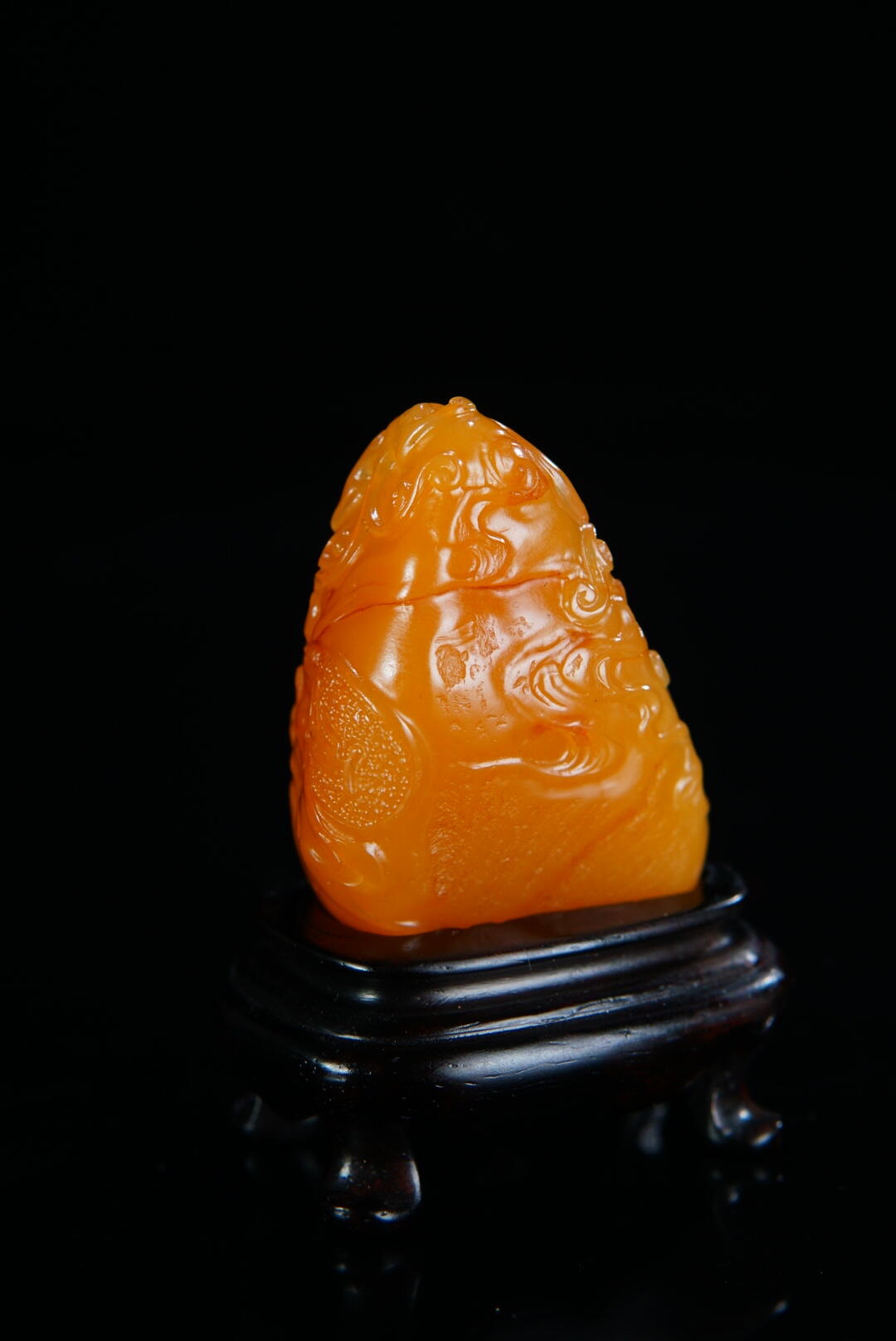 方寸藏珍·寿山田黄印章专场（一） 寿山田黄石《双螭献宝》摆件