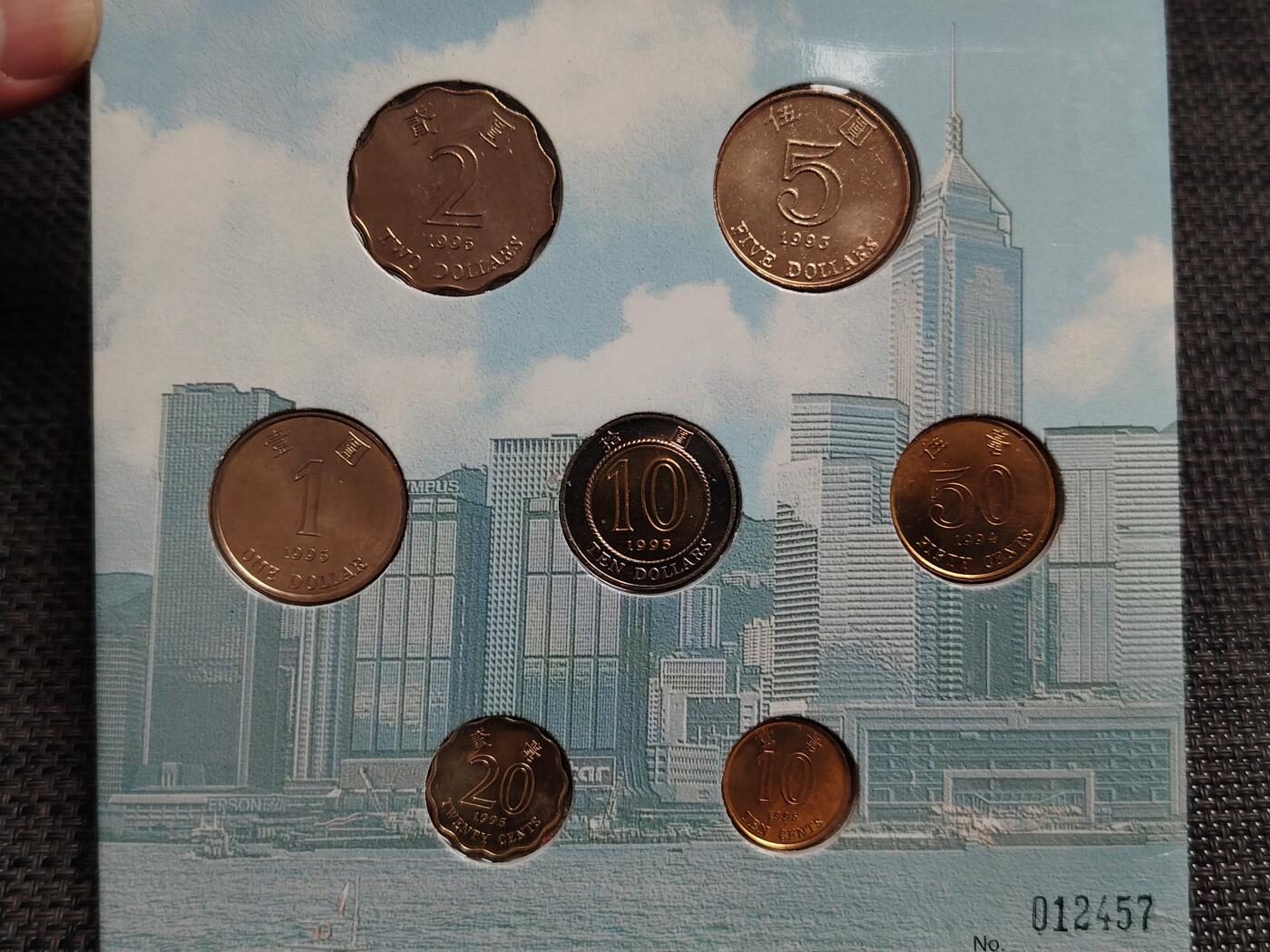 布加迪🐬～世界钱币(上海)🌾第 271 期 /  各国套币和散币