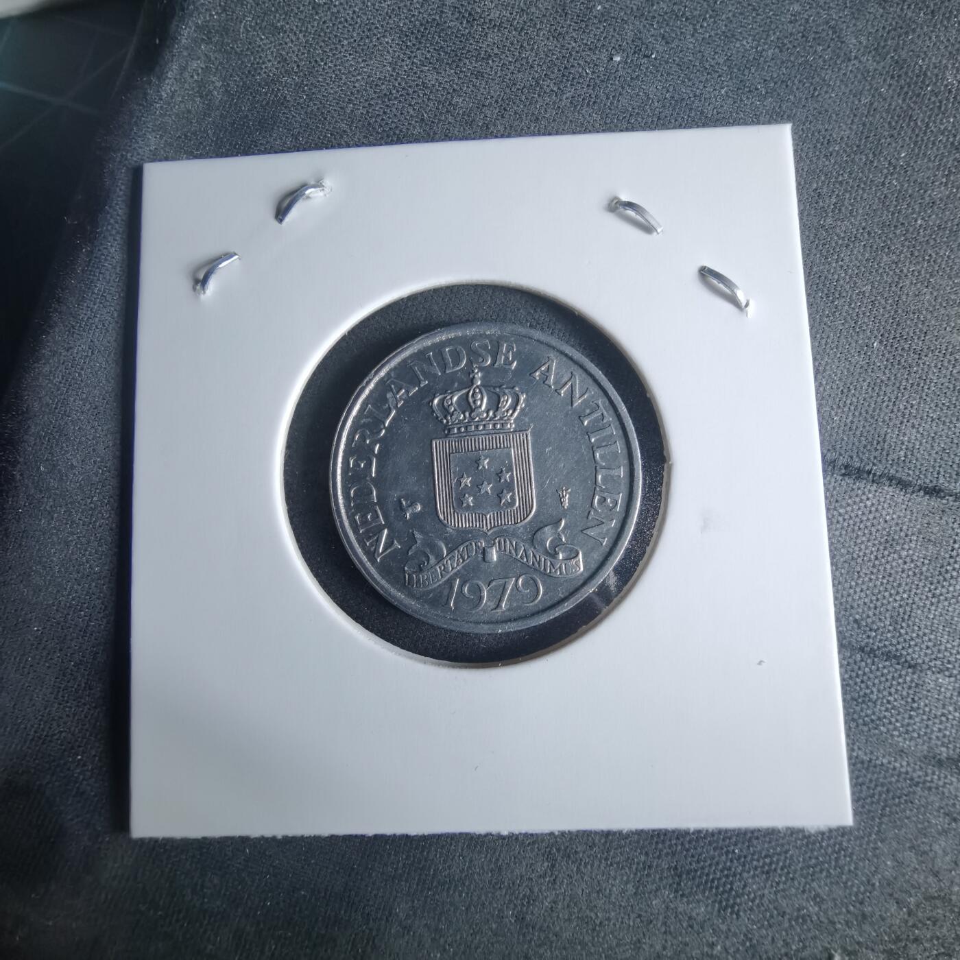 沼泽如烟--第970场 荷属安的列斯1979年2.5分