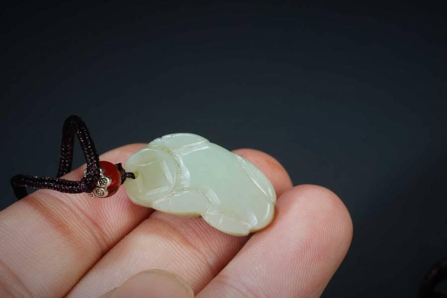 上海都达杂项专场五（全场包邮） 天然和田玉精雕《招财貔貅》挂件87-68