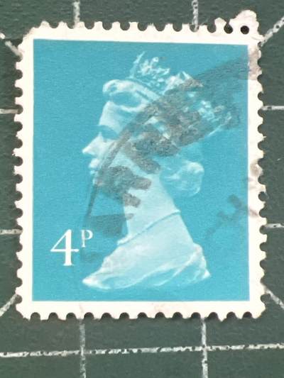 第1106 邮票专场 （无押金，捡漏，全场50包邮，偏远地区除外，接收代拍业务，本店十天发一次货） - 英国女王邮票