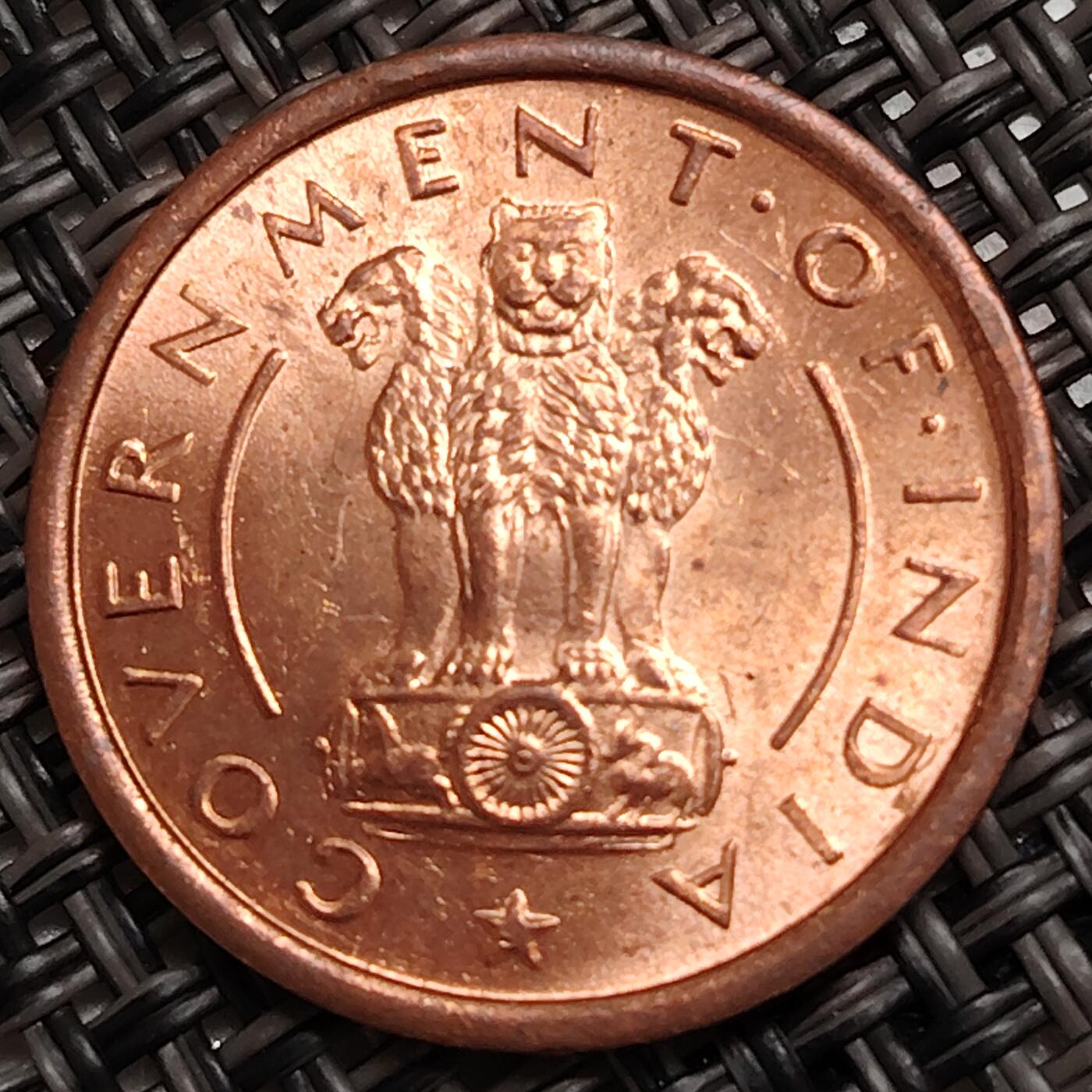 布加迪🐬～世界钱币(上海)🌾第 271 期 /  各国套币和散币