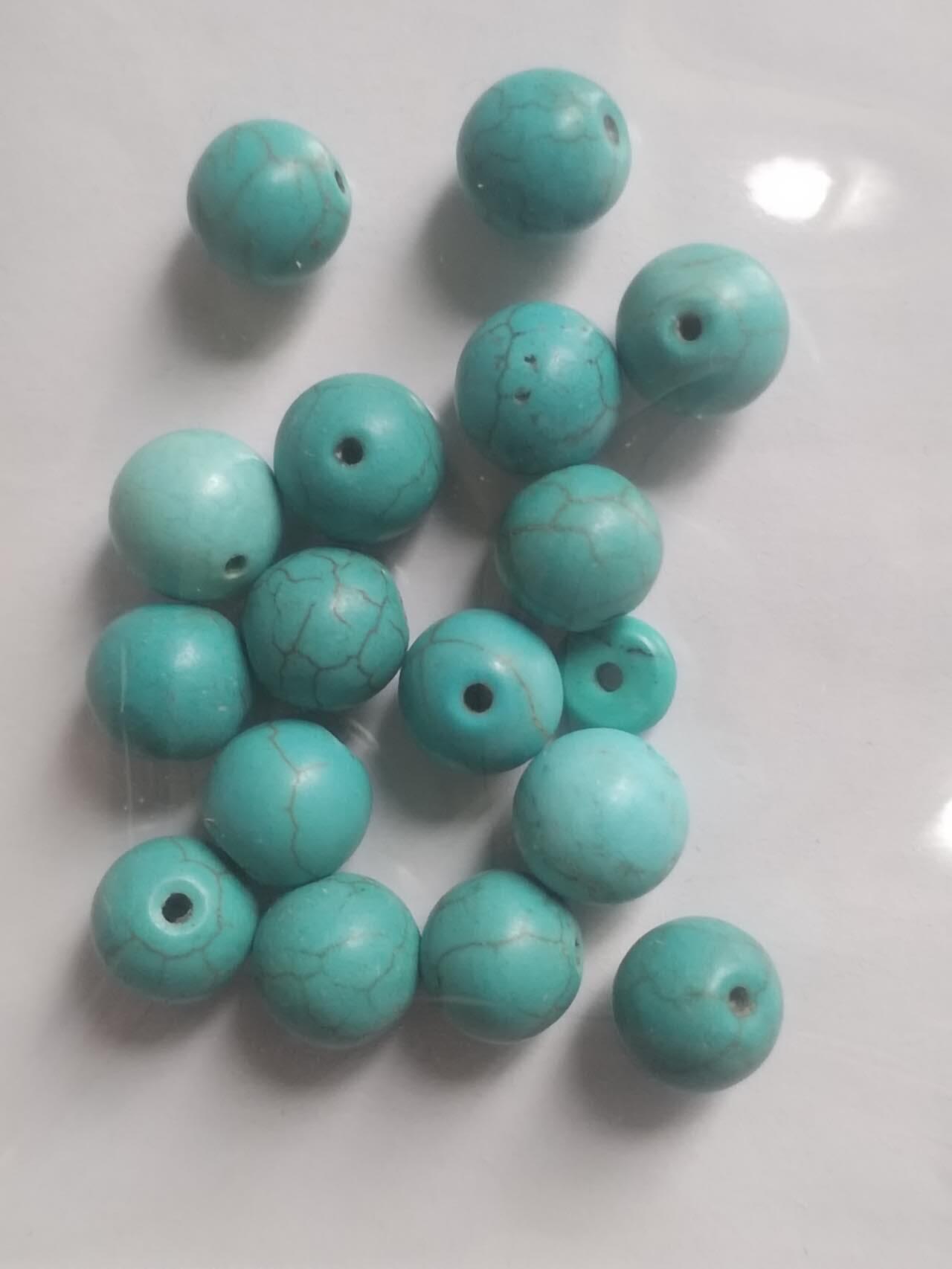 玉石 手镯 手串 手链 绿松石16粒。已打孔。