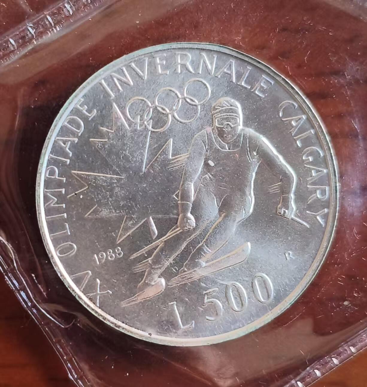 ❤️【币观天下】❤️ 第340期钱币拍卖- 2026.1.23周五晚上6点半场-长期征集拍品 圣马力诺1988年汉城奥运会和卡尔加里冬奥会纪念套装原盒证 含纯银21.38克