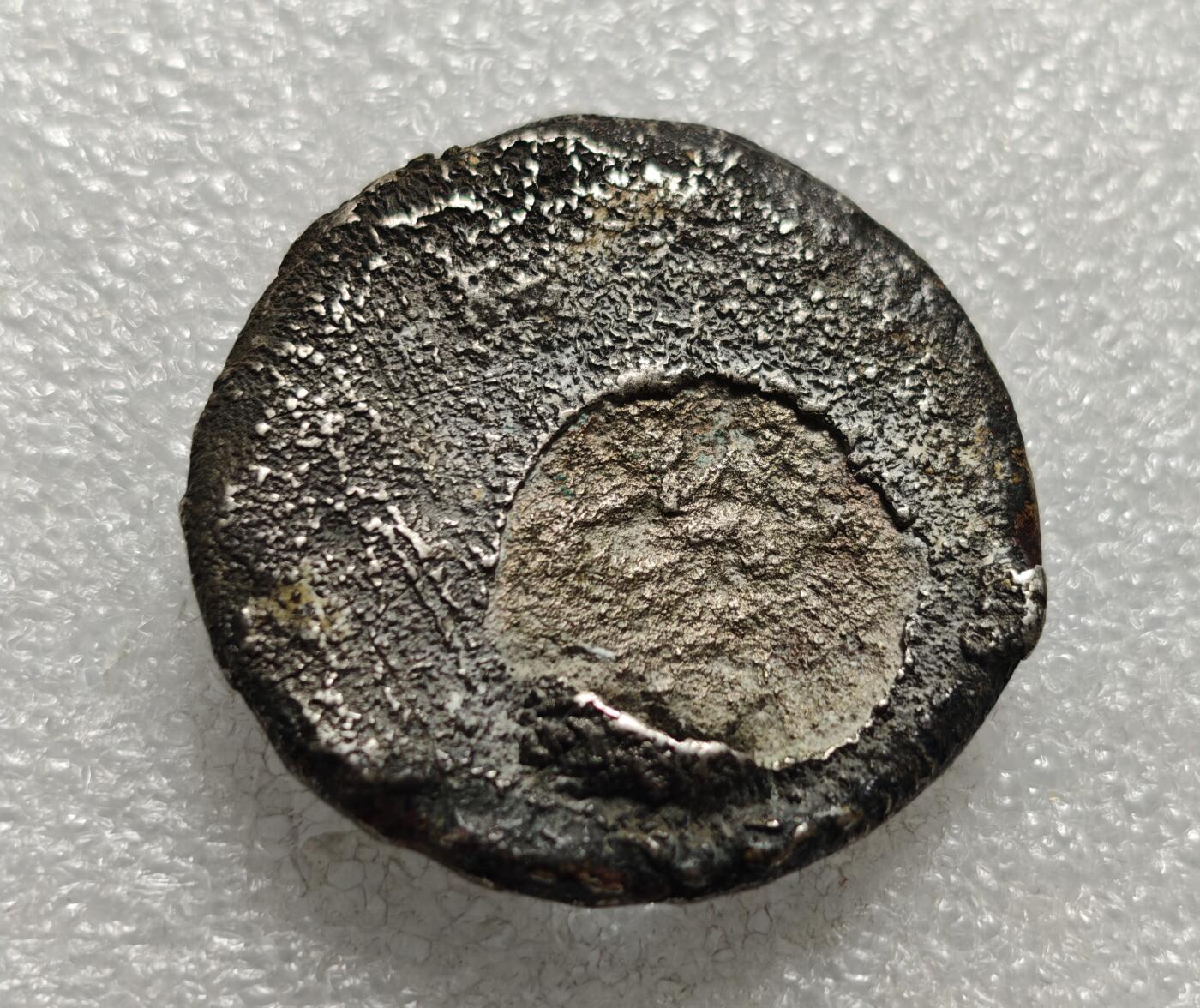 瓶子🏺第226期拍卖会  16-17世纪泰国南部nantok银锭大型银锭  69.91克